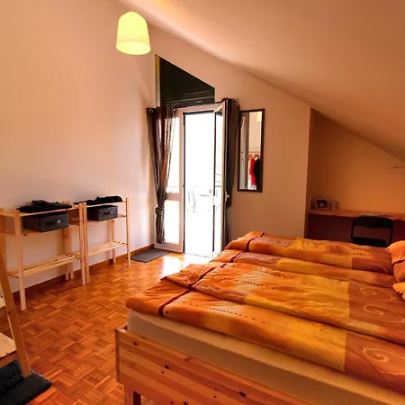 Alloggio in famiglia Gaestezimmer Mit Aussenkueche L Casa Vento Madeira
