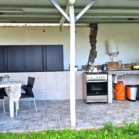 Gaestezimmer Mit Aussenkueche L Casa Vento Madeira ריביירה בראבה